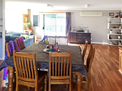 307 Church Street, Hay