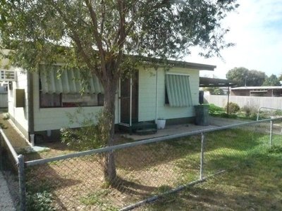 425 Whitelock Street, Deniliquin