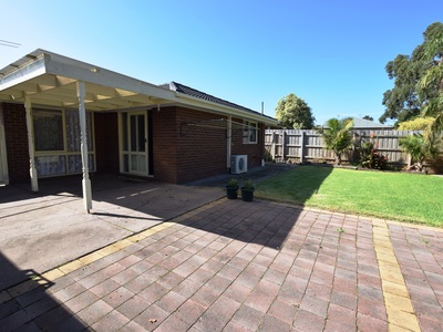 28 Garryowen Cres, Narre Warren