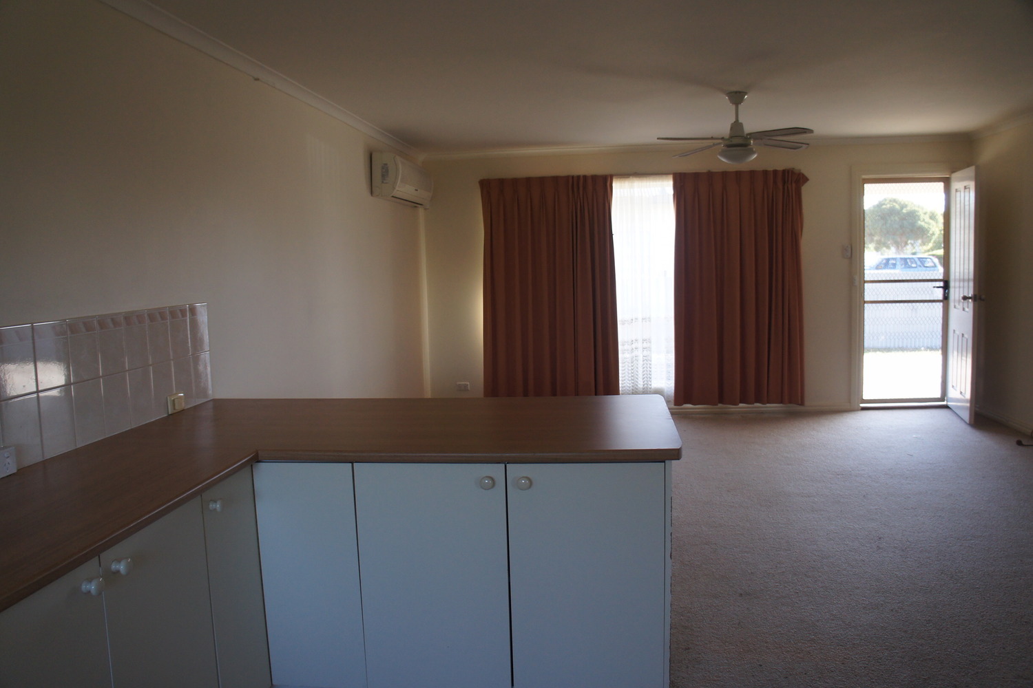 1 / 28 Citrus Avenue, Horsham