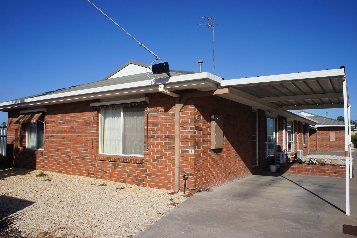 1 / 28 Citrus Avenue, Horsham