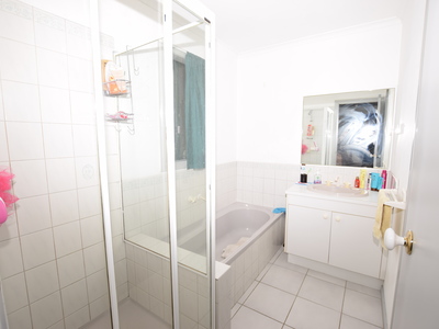 1 / 4-6 Camdale Close, Hampton Park