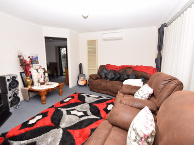 1 / 4-6 Camdale Close, Hampton Park