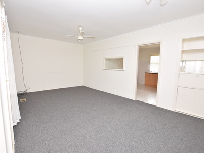 6 Claret Street, Doveton