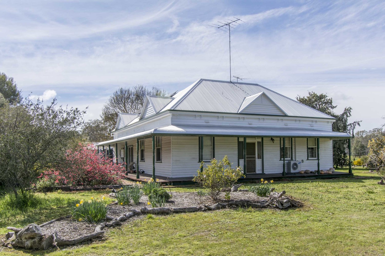 1704 Henty Highway, Mockinya