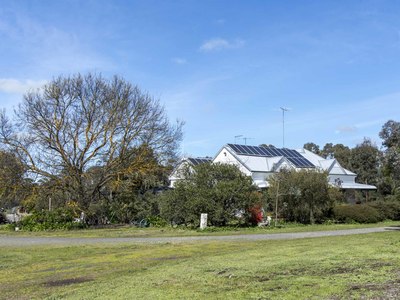 1704 Henty Highway, Mockinya