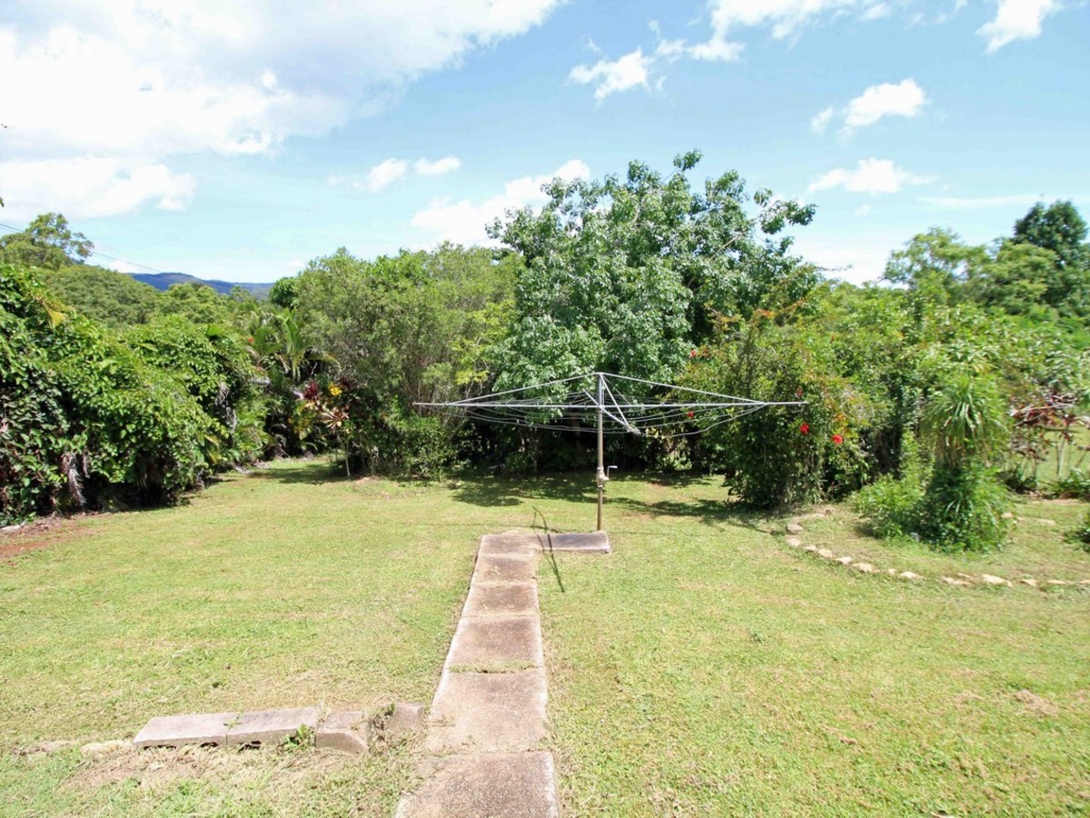 23 Abbott Street, Atherton