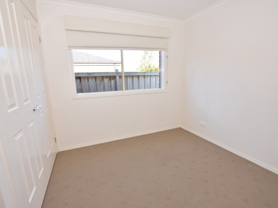 19 Bushranger Boulevard, Cranbourne East