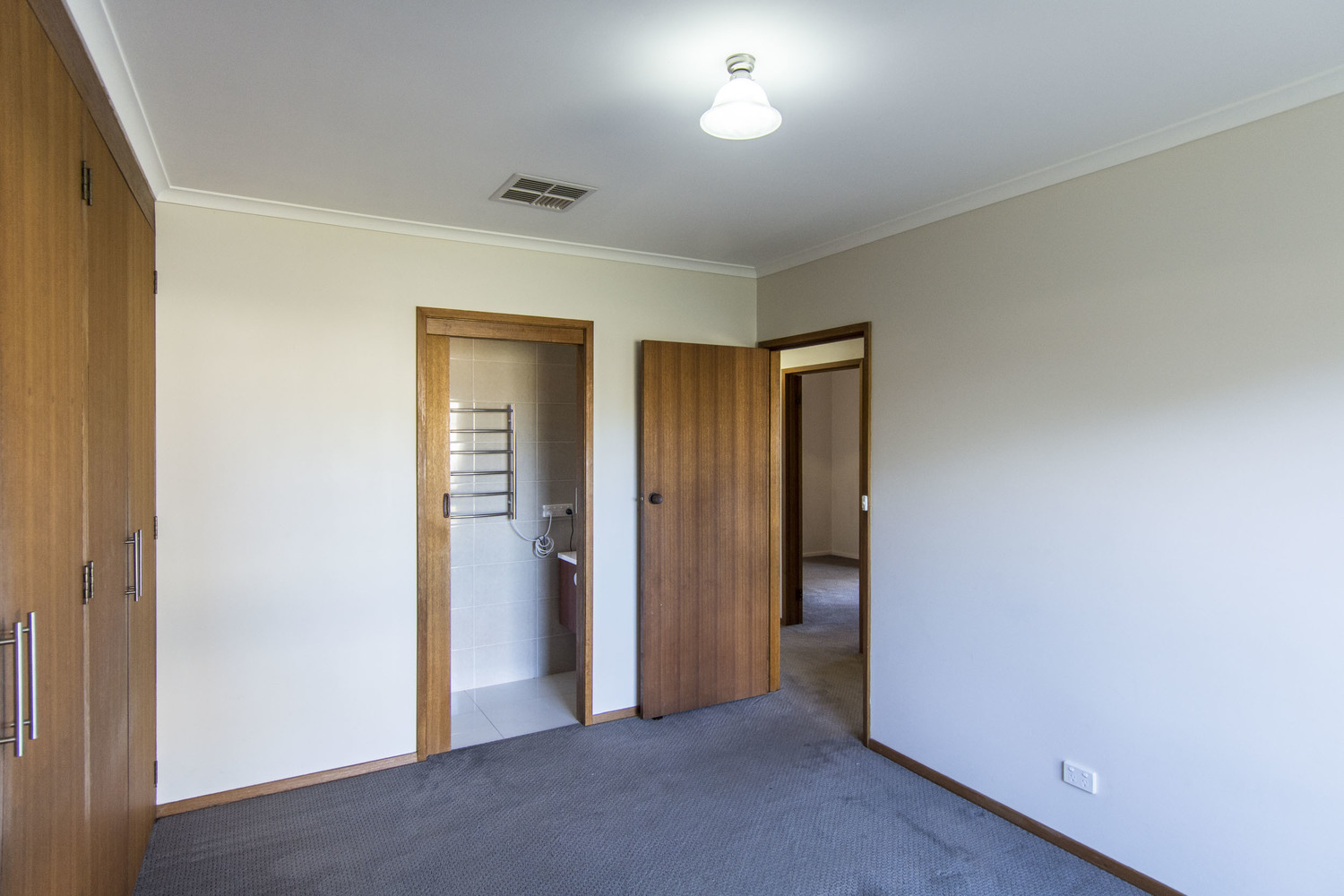 8 Tydeman Street, Horsham