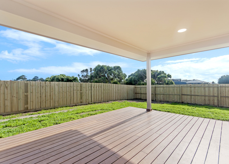 5 Bluewater Court, Portland