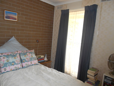 3 / 7 Roberts Avenue, Horsham