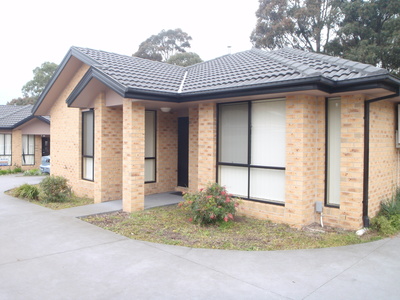 2 / 73 Somerville Road, Hampton Park