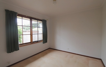 2 / 2 Tower square, Warrnambool