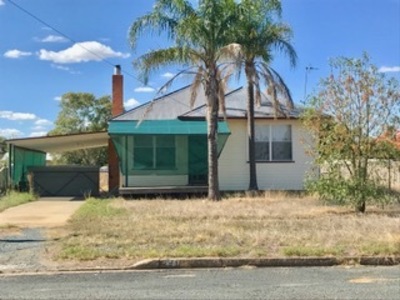 291 Sloane Street, Deniliquin