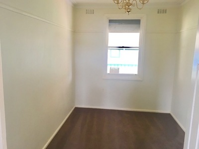 291 Sloane Street, Deniliquin