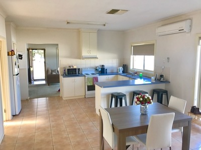 290 Albert Street, Deniliquin