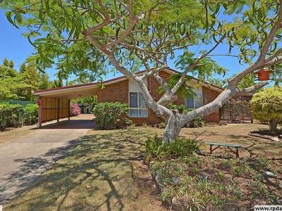 9 CAPRI COURT, Point Vernon