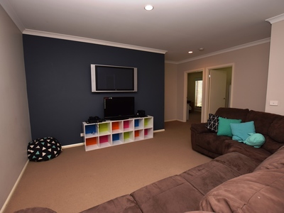 25 Gallery Way, Pakenham