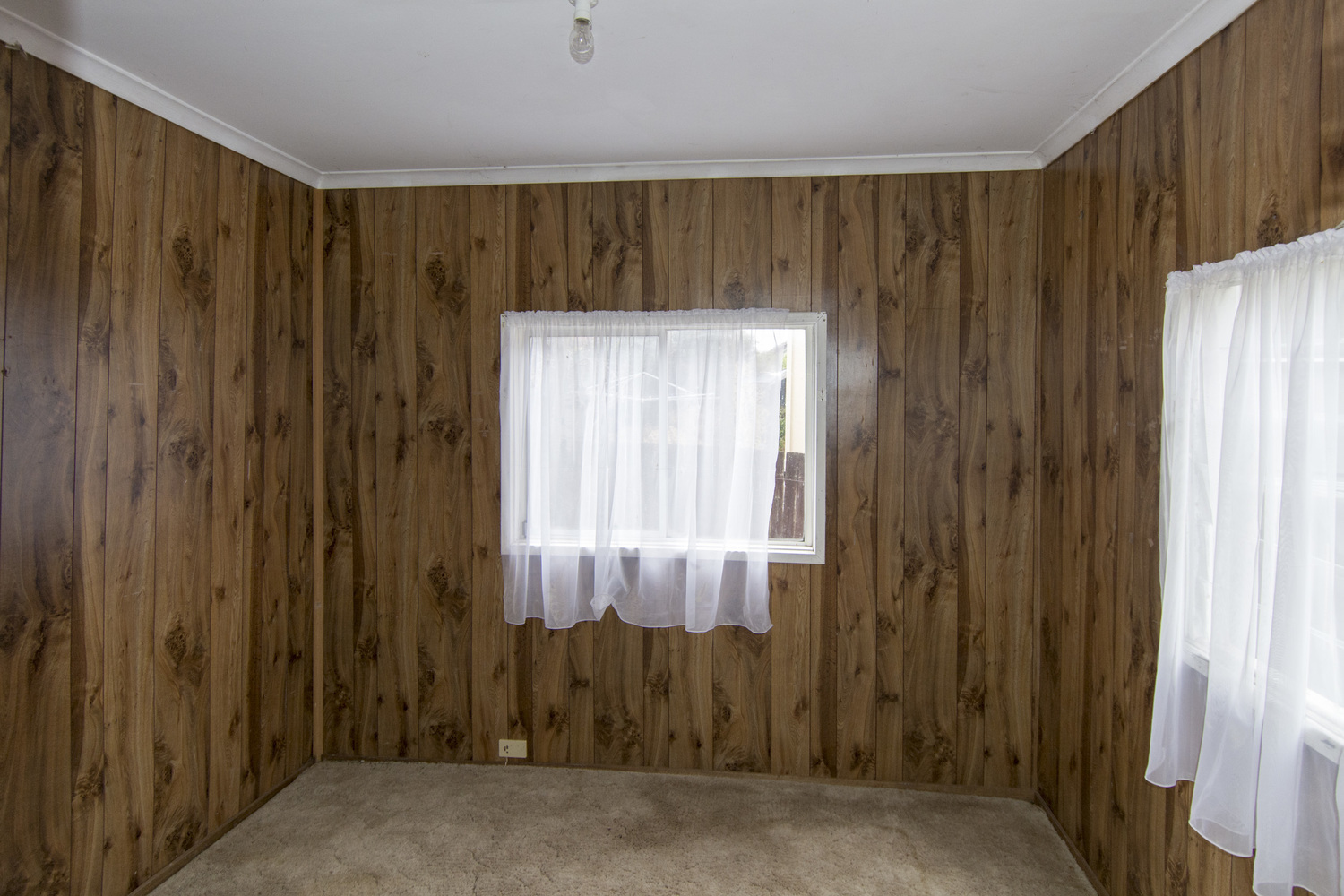 70 Albert Street , Horsham
