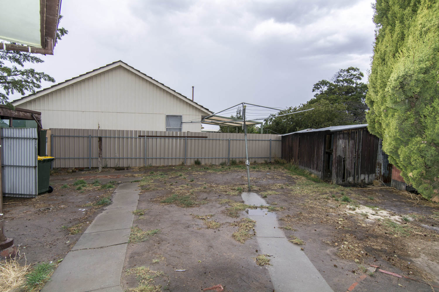 70 Albert Street , Horsham