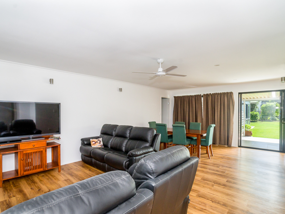 38 HELSHAM STREET, Point Vernon
