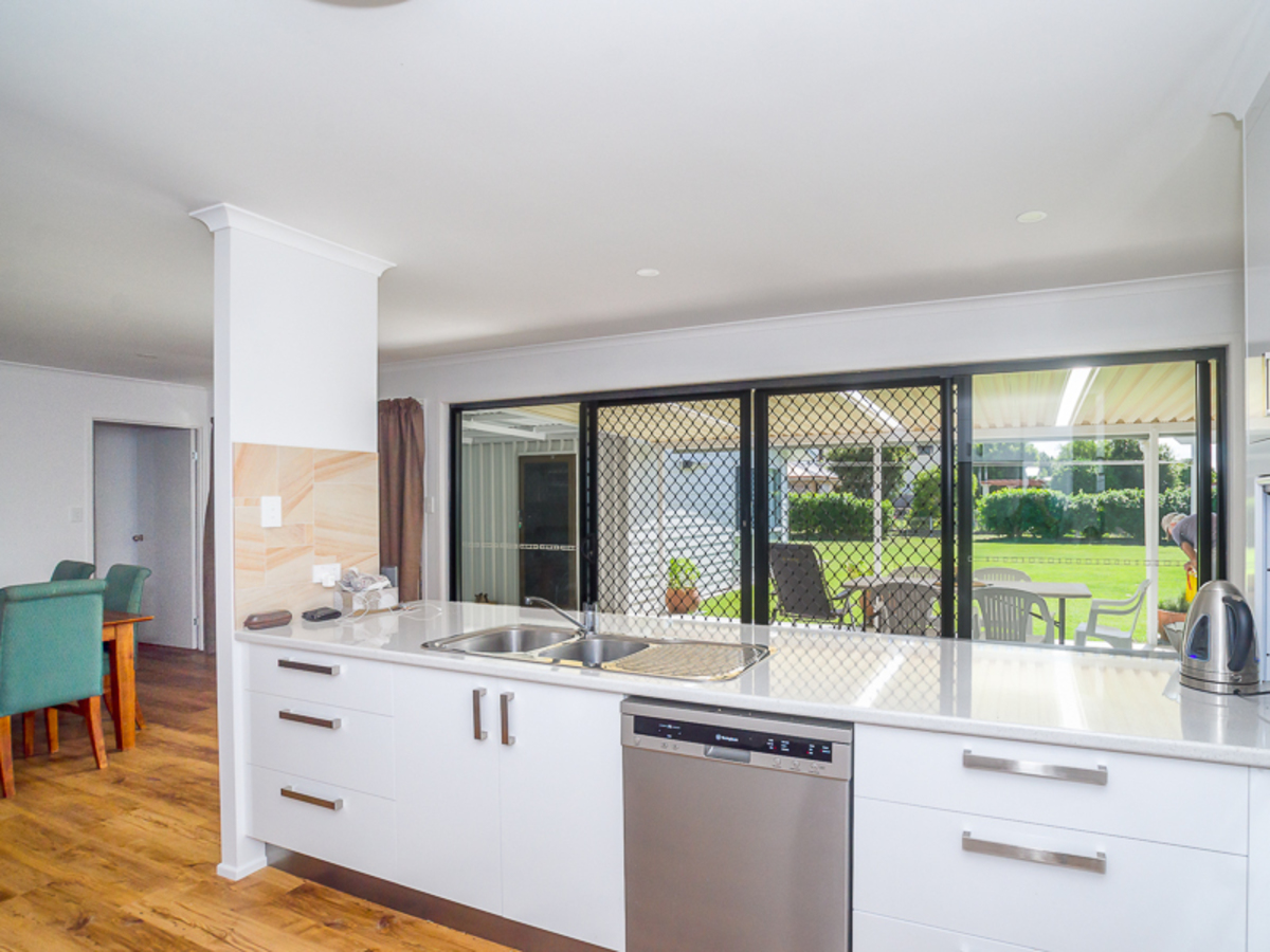 38 HELSHAM STREET, Point Vernon