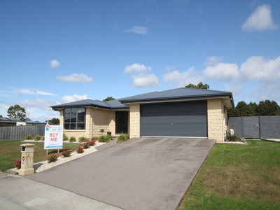 13 Sandy Crescent, Wynyard
