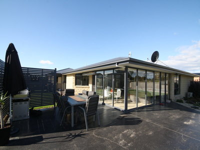 13 Sandy Crescent, Wynyard