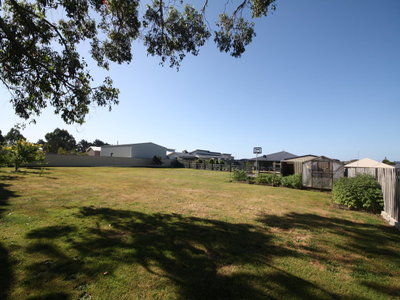 13 Sandy Crescent, Wynyard