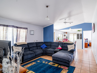 40 HAYDN DRIVE, Kawungan