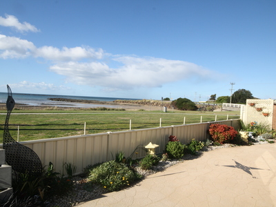 3 / 58 Old Bass Highway, Wynyard