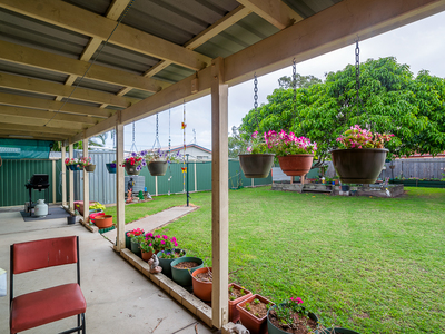 4 TWOLYN STREET, Urangan