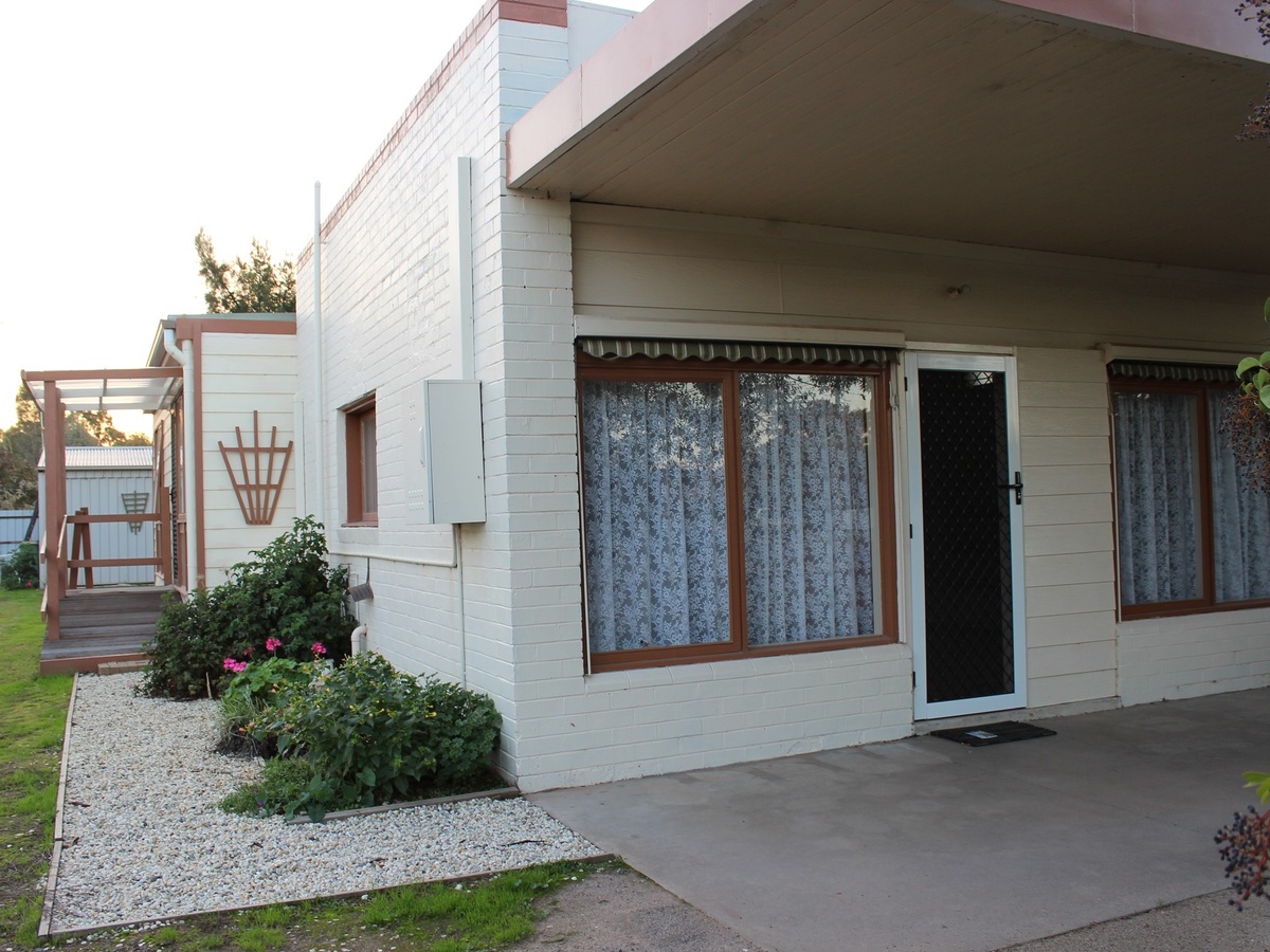 17 Cook Street, Benalla