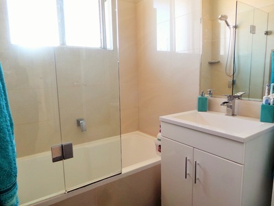7 / 32 Beamish, Campsie