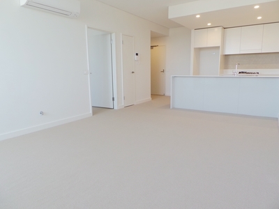 D525 / 2 half st, Wentworth Point