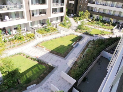 D525 / 2 half st, Wentworth Point