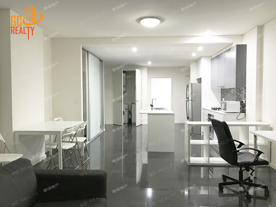 8 / 209-211 Carlingford RD, Carlingford