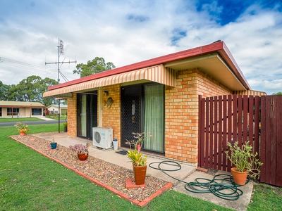 1 RILEY STREET, Urangan