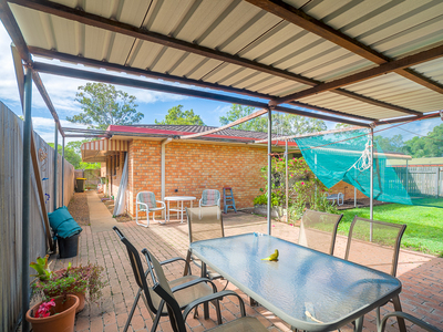 1 RILEY STREET, Urangan