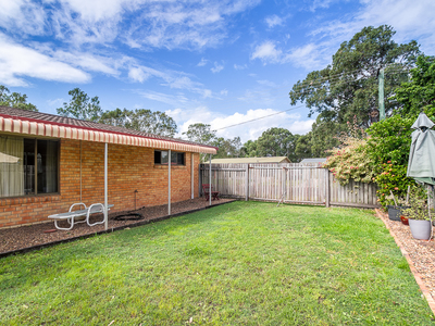 1 RILEY STREET, Urangan
