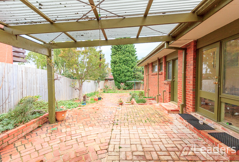 19 Overland Drive, Vermont South