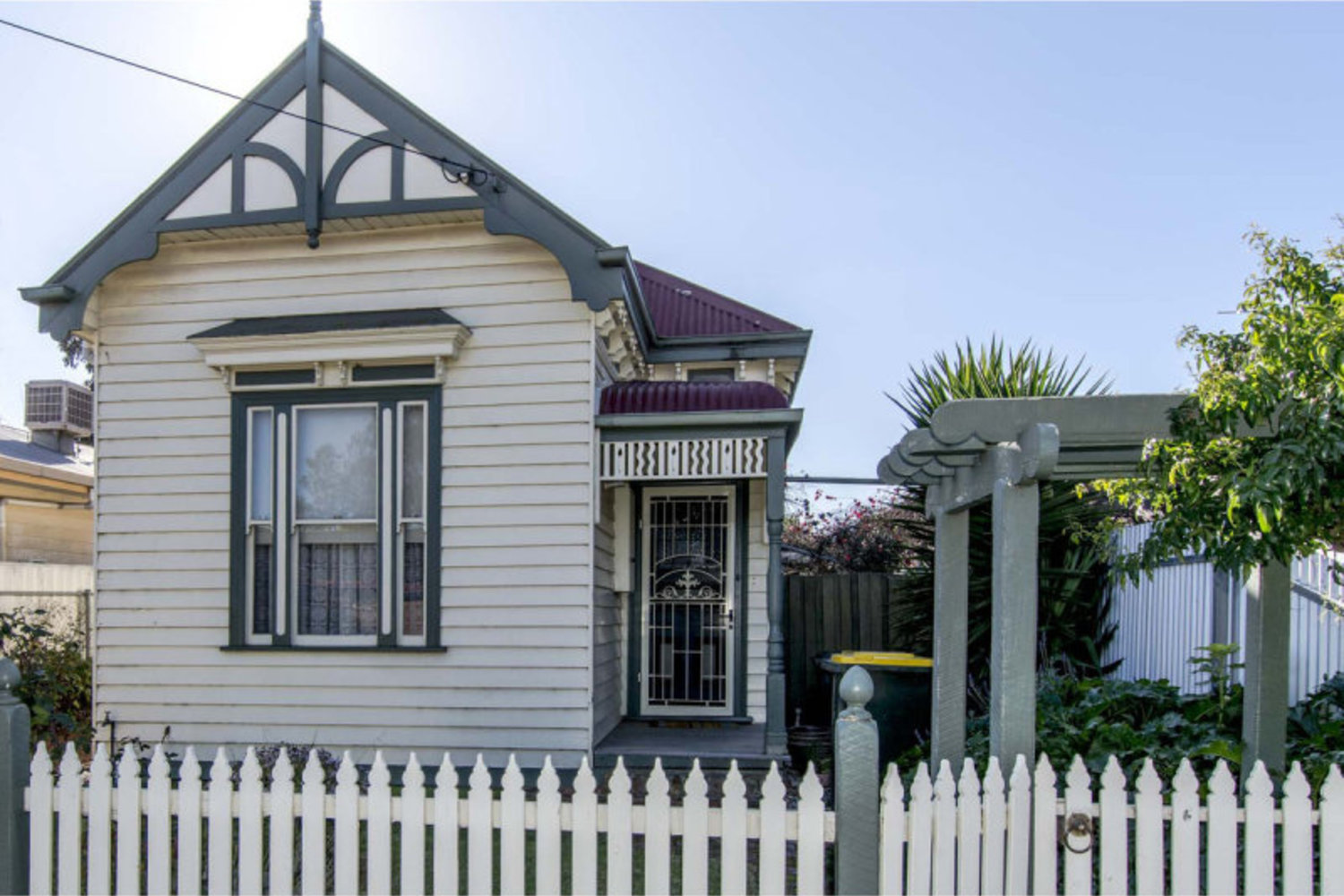 13 Henry Street, Horsham