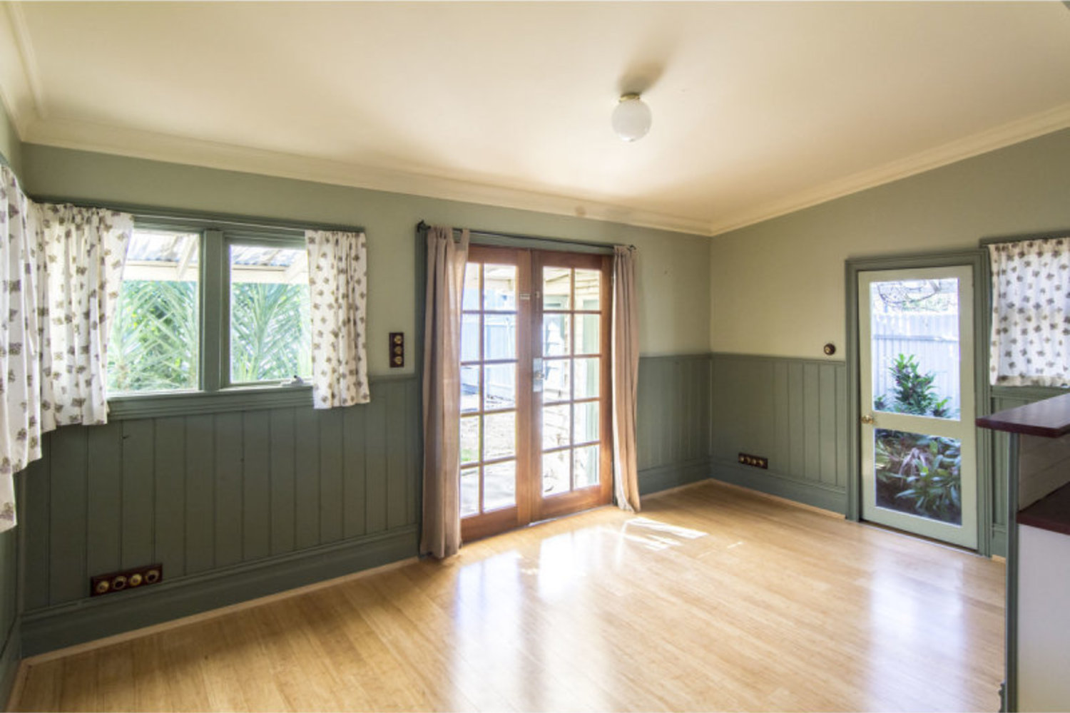 13 Henry Street, Horsham