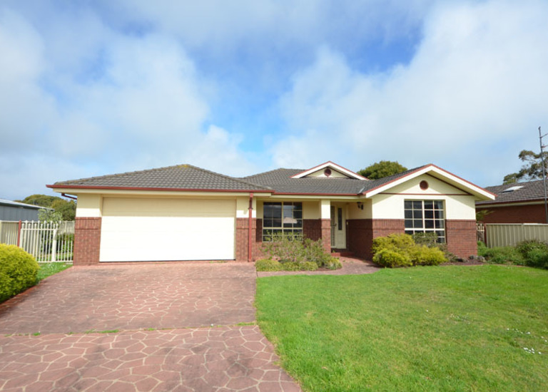 3 Myuna Court, Portland