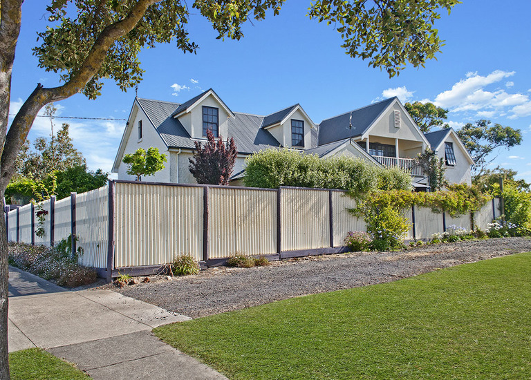 54 Wellington Road, Portland