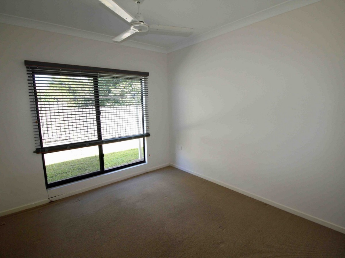 9 / 33-35 Tower Avenue, Atherton