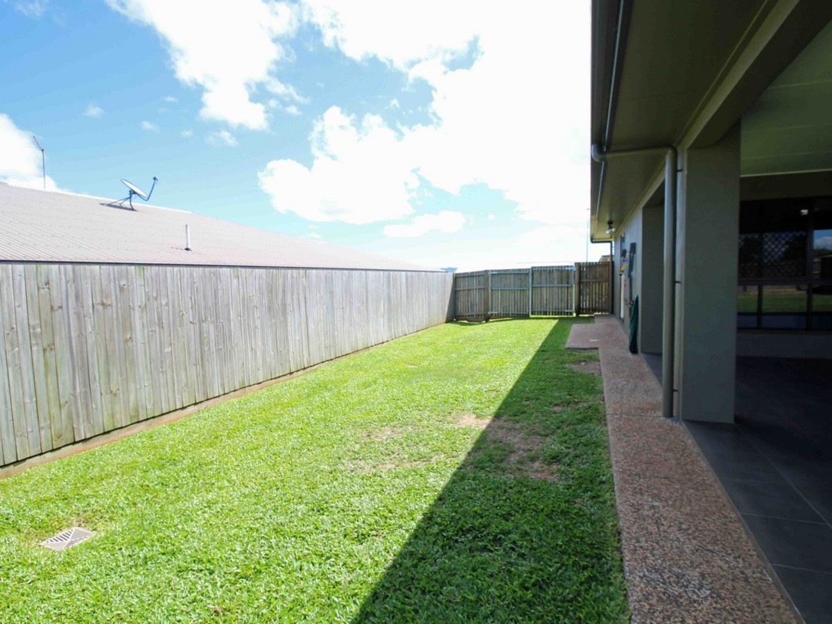 11 Lavender Crescent, Atherton