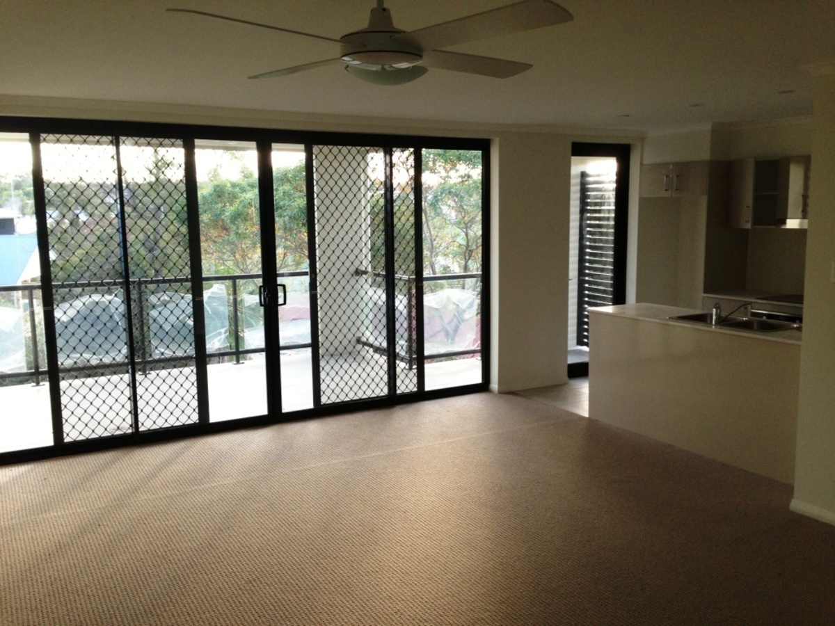 2 / 26 Sankey St , Carina