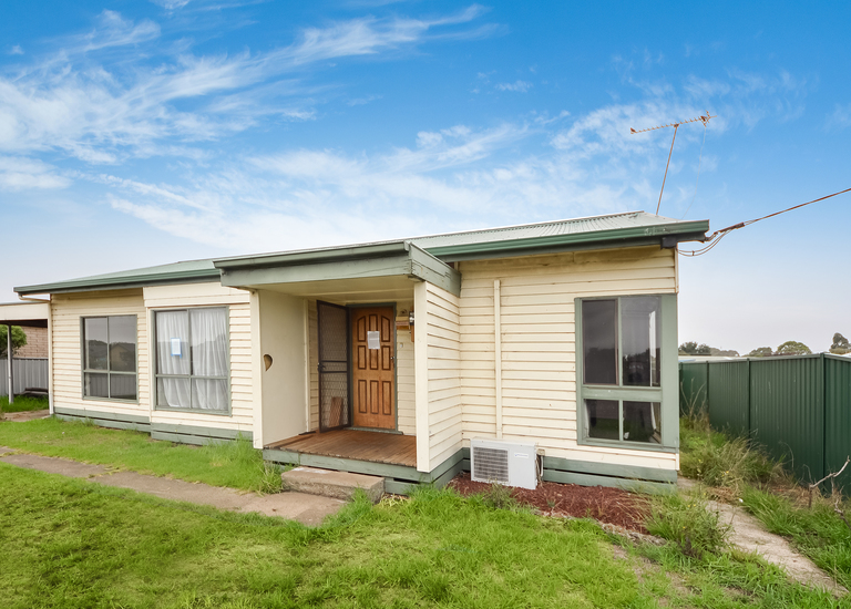 21 Markham Street, Heywood