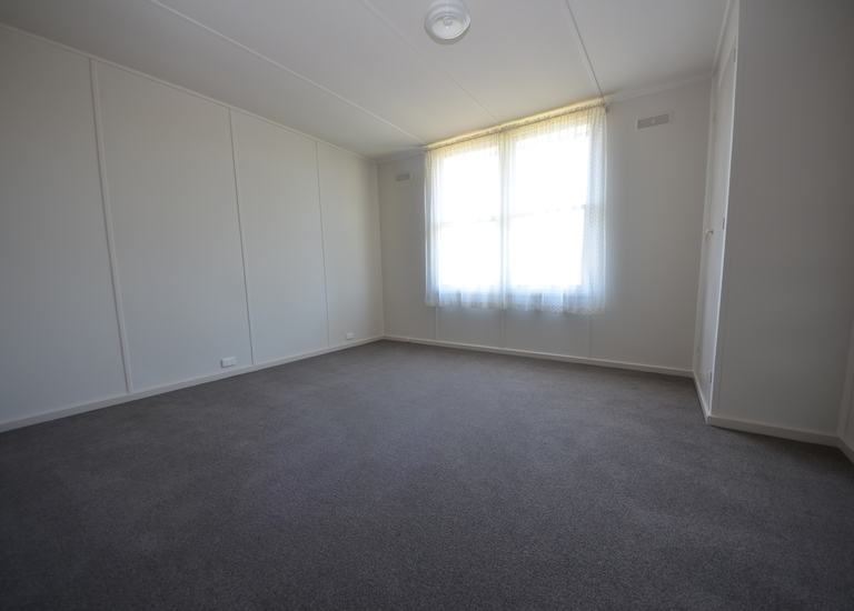 4 Tanner Court, Portland